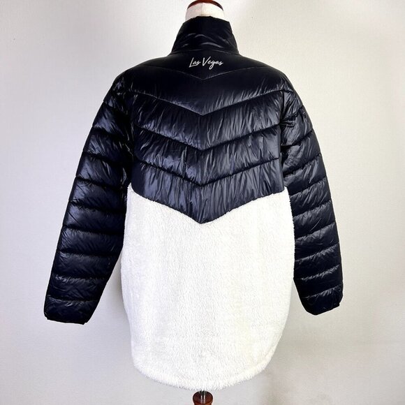 Las Vegas Raiders NFL Puffer Jacket Women's XL Black White Sherpa Gorpcore Fall - Picture 5 of 10